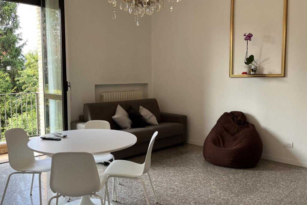 La Casa Di Antoine Apartment Cesano Maderno Ngoại thất bức ảnh